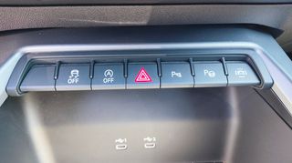 Audi A3 2025 SB Comfort 30 TFSI Hybrid S tronic-thumb-15