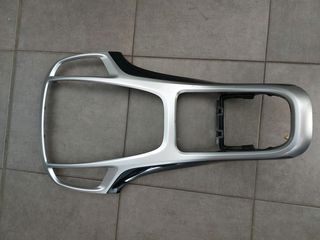 Opel Astra J 2010-2016 πλαίσιο ταμπλό (κονσόλα)