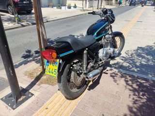 Suzuki GS 750 1976-thumb-2