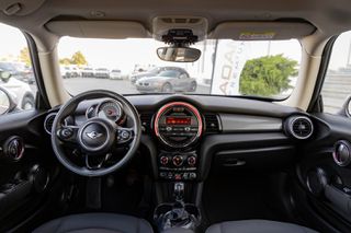 Mini Cooper 2019-thumb-4