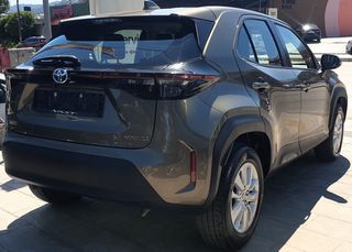 Toyota Yaris Cross 2022 ACTIVE-thumb-11