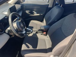 Toyota Yaris Cross 2022 ACTIVE-thumb-28