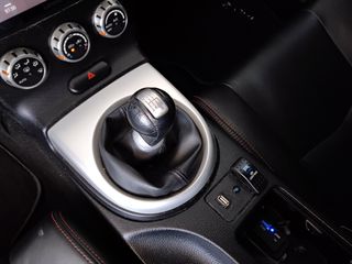 Nissan 350Z 2006 3.5 i V6 300 hp-thumb-17