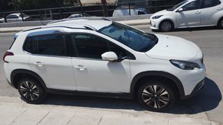 Peugeot 2008 2016-thumb-1