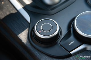 Alfa Romeo Stelvio 2019 2.2JTDM 160HP AUTO PANORAMA CLIMA NAVI EU6-thumb-33