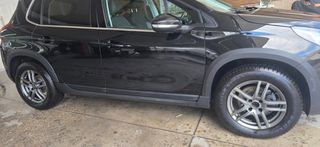 Peugeot 2008 2018 1.2 PURETECH 110 ALLURE-thumb-30
