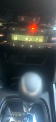 Peugeot 2008 2018 1.2 PURETECH 110 ALLURE-thumb-13