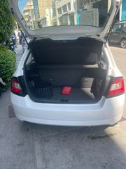 Skoda Fabia 2017-thumb-4