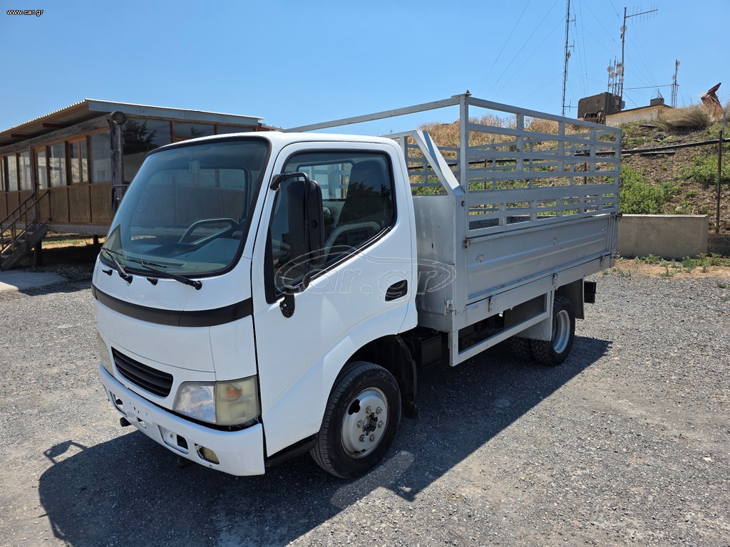 Ανατροπή Toyota 2008 Dyna  150.  Ανταλλαγές