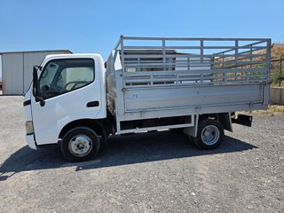 Ανατροπή Toyota 2008 Dyna  150.  Ανταλλαγές-thumb-4