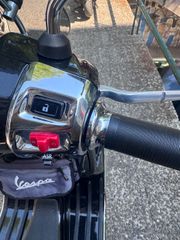 Vespa GTS 300 2025 SUPER-thumb-8