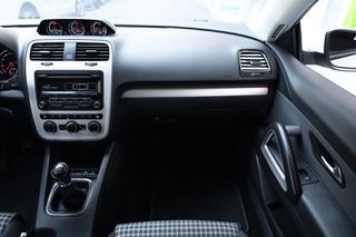 Volkswagen Scirocco 2014 1.4 TSI 125ΗP BlueMotion Tech-thumb-21
