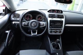 Volkswagen Scirocco 2014 1.4 TSI 125ΗP BlueMotion Tech-thumb-18