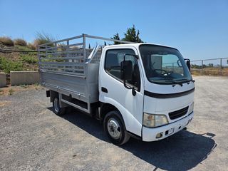 Toyota Dyna 2008 150.  Ανατροπή