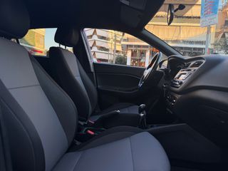 Hyundai i 20 2018-thumb-10