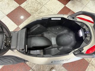 Piaggio Beverly 300i 2021 ( ΓΡΑΜΜΑΤΙΑ ΜΕΤΑΞΥ ΜΑΣ ΜΕ 50% ΠΡΟΚΑΤΑΒΟΛΗ  )-thumb-5