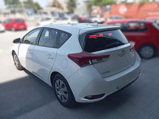 Toyota Auris 2018 Auris II (facelift) 1.33 Dual VVT-i (99 Hp)-thumb-1