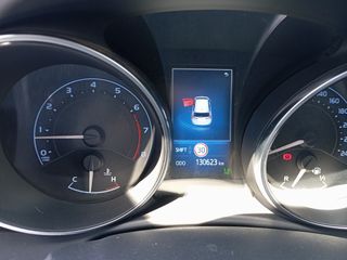 Toyota Auris 2018 Auris II (facelift) 1.33 Dual VVT-i (99 Hp)-thumb-9