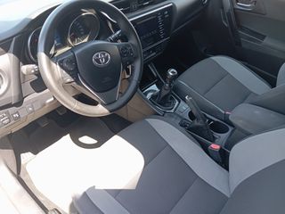 Toyota Auris 2018 Auris II (facelift) 1.33 Dual VVT-i (99 Hp)-thumb-13