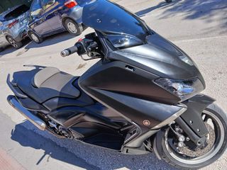 Yamaha T-Max 530 2012-thumb-1