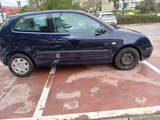 Volkswagen Polo 2002-thumb-3