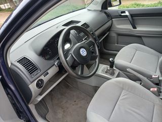 Volkswagen Polo 2002-thumb-17