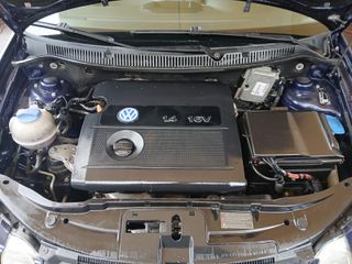Volkswagen Polo 2002-thumb-24