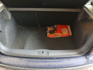Volkswagen Polo 2002-thumb-25