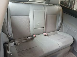 Volkswagen Polo 2002-thumb-26