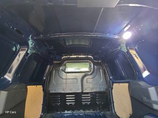 Ford Transit Courier 2021-thumb-21