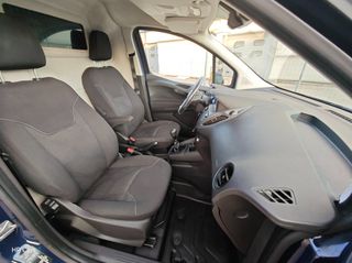 Ford Transit Courier 2021-thumb-27