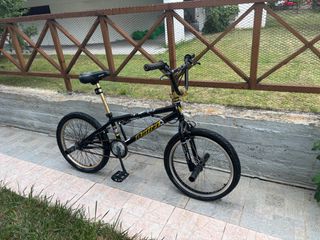 BMX Bullet 2019 Bora