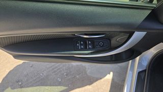 Bmw 318 2016 318i-thumb-17