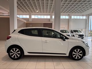 Renault Clio 2023-thumb-2
