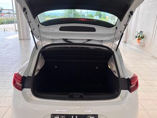 Renault Clio 2023-thumb-18