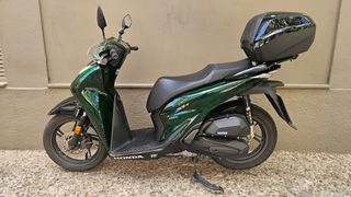 Honda SH 150i 2025 SPORTY TOP BOX-thumb-3