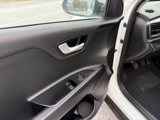 Kia Stonic 2018 1.2cc 62500kM 1 ΧΕΡΙ ΑΡΙΣΤΟ NAVI KAMERA-thumb-13