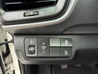 Kia Stonic 2018 1.2cc 62500kM 1 ΧΕΡΙ ΑΡΙΣΤΟ NAVI KAMERA-thumb-18