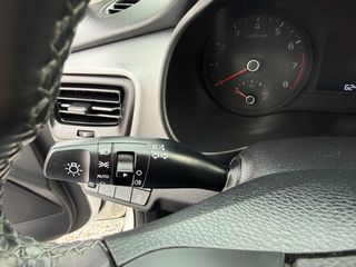 Kia Stonic 2018 1.2cc 62500kM 1 ΧΕΡΙ ΑΡΙΣΤΟ NAVI KAMERA-thumb-19