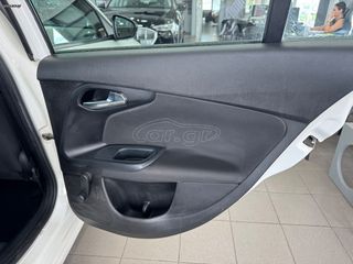 Fiat Tipo 2018 1.4 90PS POP SEDAN 6SPEED!-thumb-13