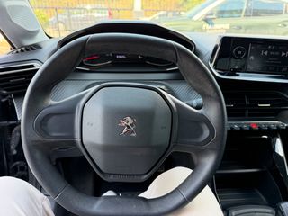 Peugeot 208 2021-thumb-11