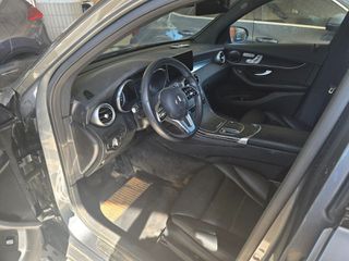 Mercedes-Benz GLC 300 2020-thumb-3