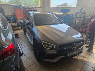 Mercedes-Benz GLC 300 2020-thumb-4