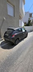 Lancia Ypsilon 2012-thumb-1
