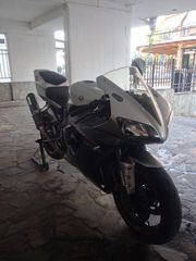 Yamaha YZF-R1 2003