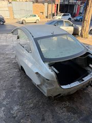 MERCEDES W207 E COUPE Πίσω τρομπετο