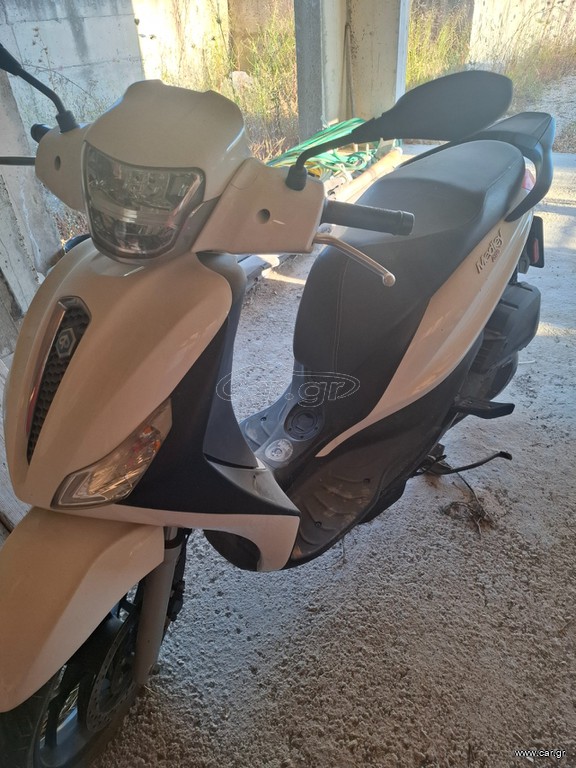 Piaggio Medley 125 2022 MEDLEY 125S