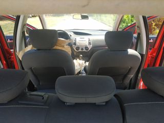 Hyundai i 20 2011 EXCLUSIVE-thumb-12