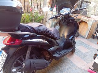 Piaggio Beverly 250 Cruiser 2009-thumb-4