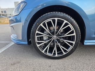 Volkswagen Golf 2015 1.4 TGI BlueMotion R400 Look-thumb-11